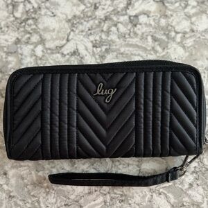 EUC LUG Straddle Wristlet RFID Wallet in Black